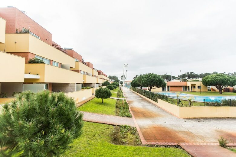 Furadouro Beach And Club Apartment