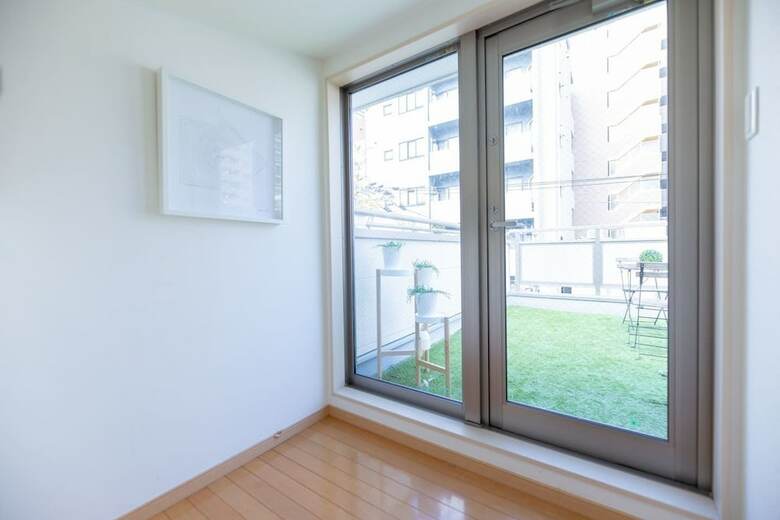 Station & White Osaka Station 4br Luxury House