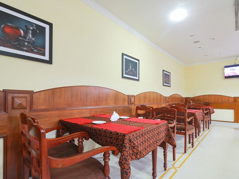 Hotel Oyo 28567 Krishna Holiday Village