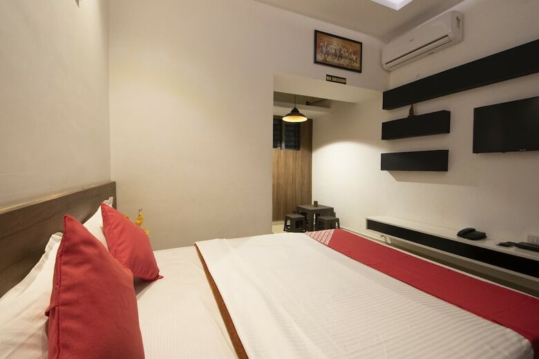 Hotel Oyo 23243 Kanasu Stay Home