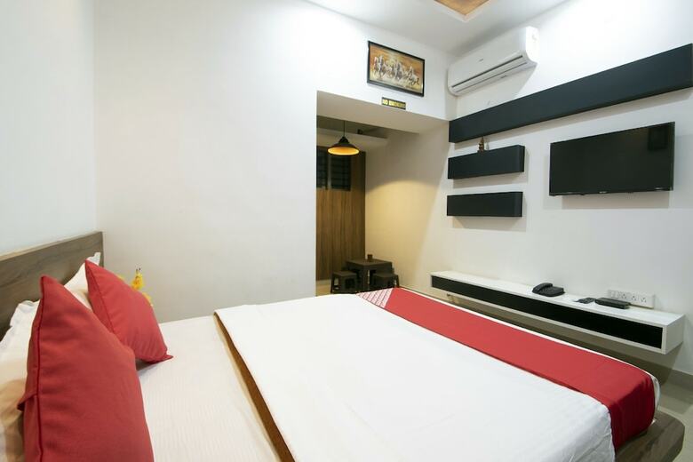 Hotel Oyo 23243 Kanasu Stay Home