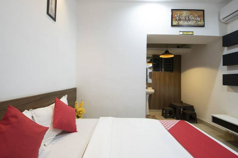 Hotel Oyo 23243 Kanasu Stay Home