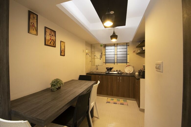 Hotel Oyo 23243 Kanasu Stay Home