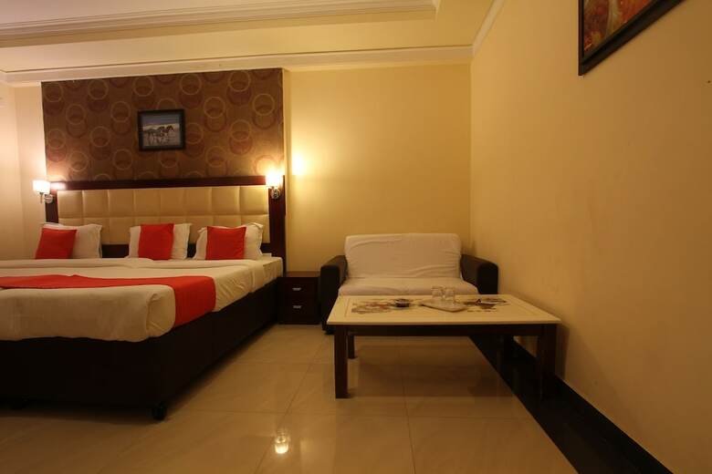 Hotel Oyo 6773 Ananya Comfortss