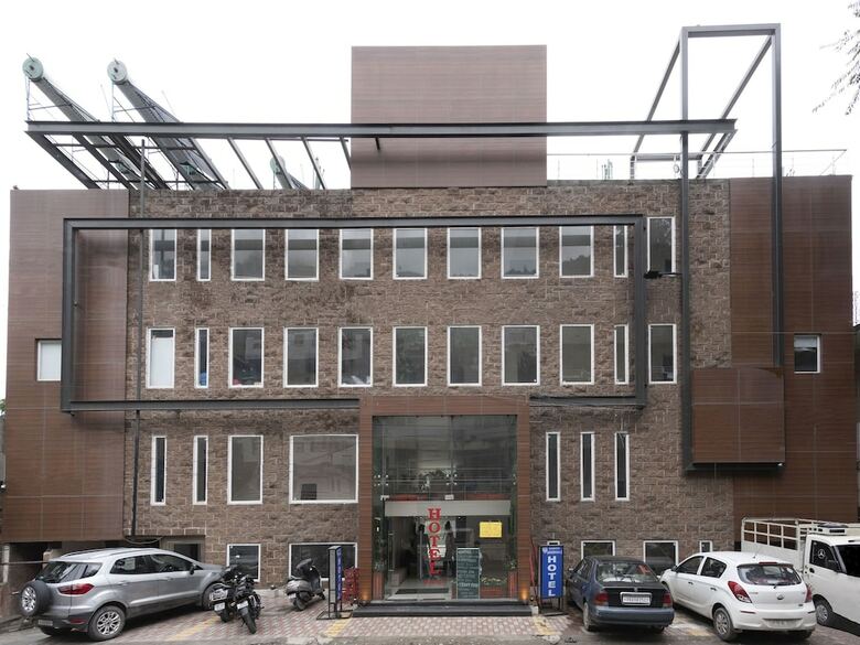 Hotel Oyo 19141 Diamond Vaishali