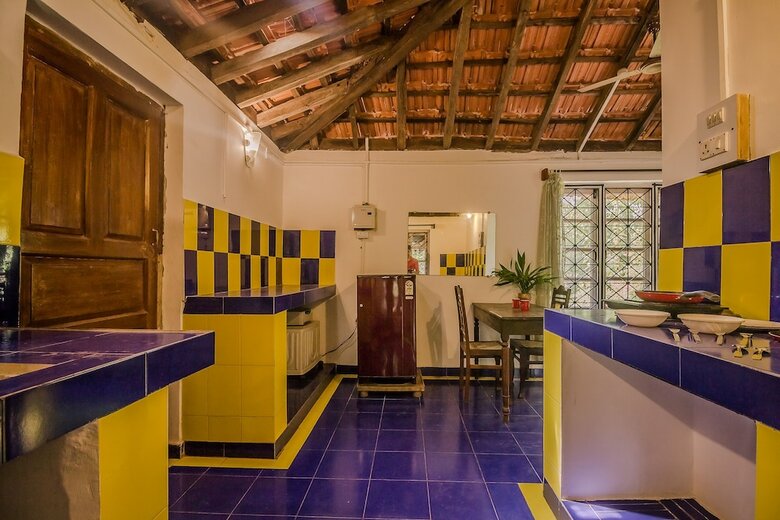 Oyo Home 19186 Antique 1bhk