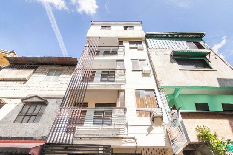 Hotel Oyo 128 D'builders Rooms Phase 2