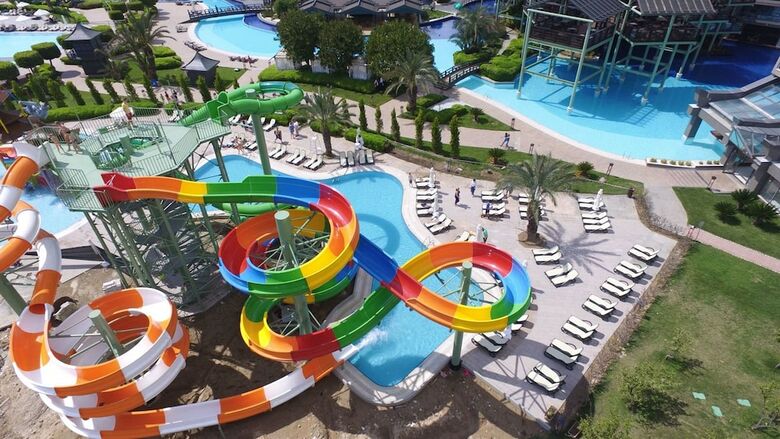 Limak Lara Deluxe Hotel & Resort