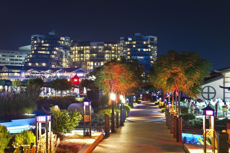 Limak Lara Deluxe Hotel & Resort