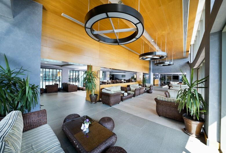 Limak Lara Deluxe Hotel & Resort