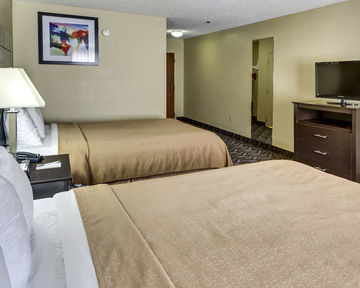 Hotel Quality Suites Bluebonnet Center