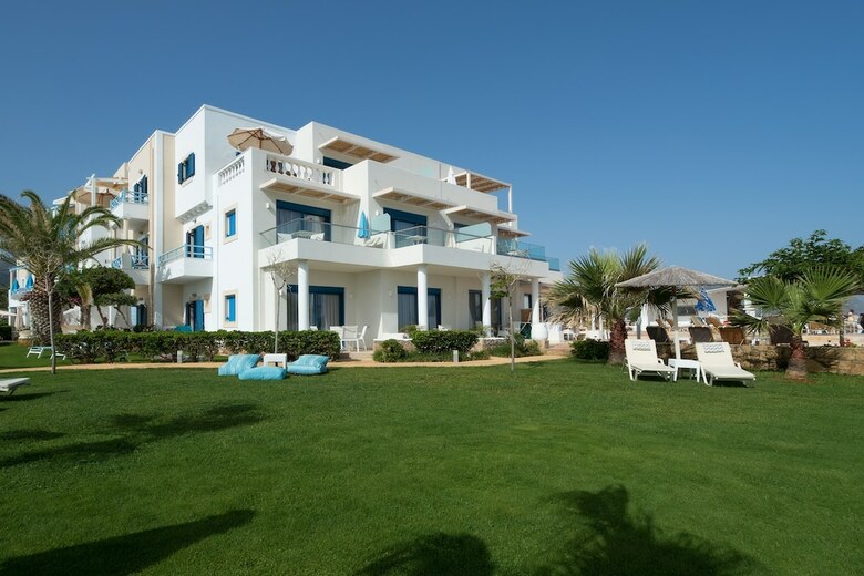 Pyrgos Beach Hotel Apartments