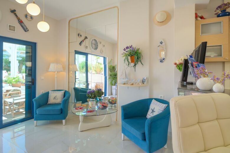 Pyrgos Beach Hotel Apartments