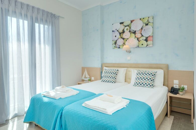 Pyrgos Beach Hotel Apartments