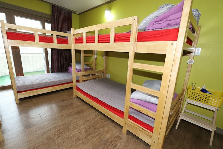 Hostal Gangneung Ocean Marina Pension - Hostel