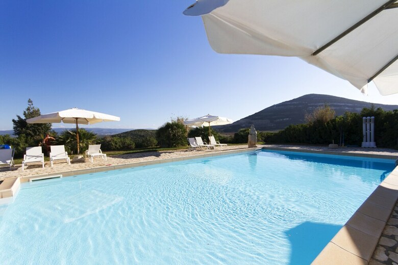 Podere Monte Sixeri Country Estate