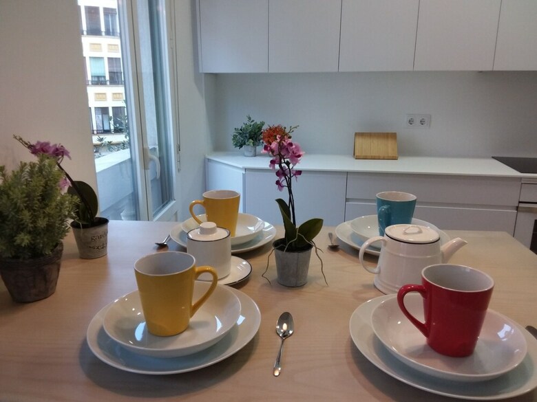 Deluxe Cruz Conde Apart. 2 Dorm. 2 Ba�os