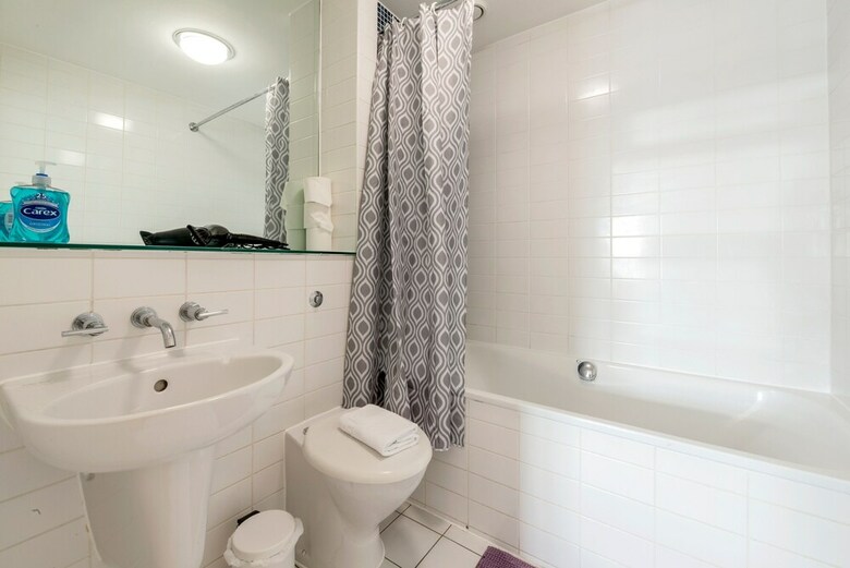 Modern 2 Bedroom Apartment Near Manchester Piccadilly