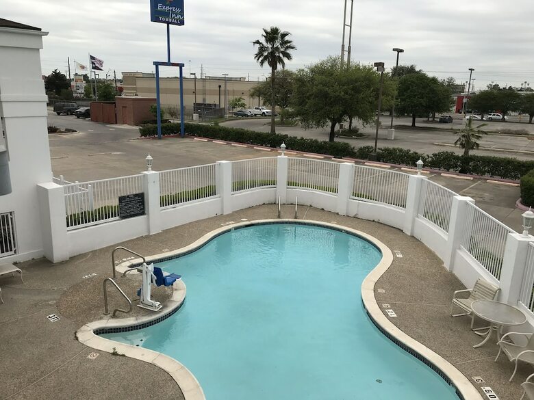 Motel Express Inn