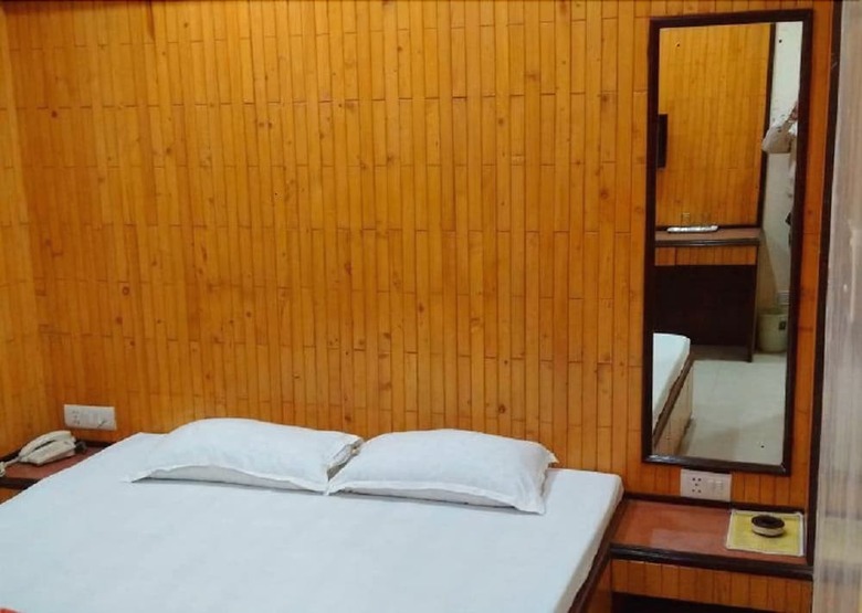 Hotel Planet Inn Guest House
