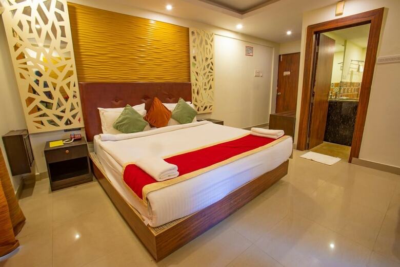 Hotel Nitya Resort