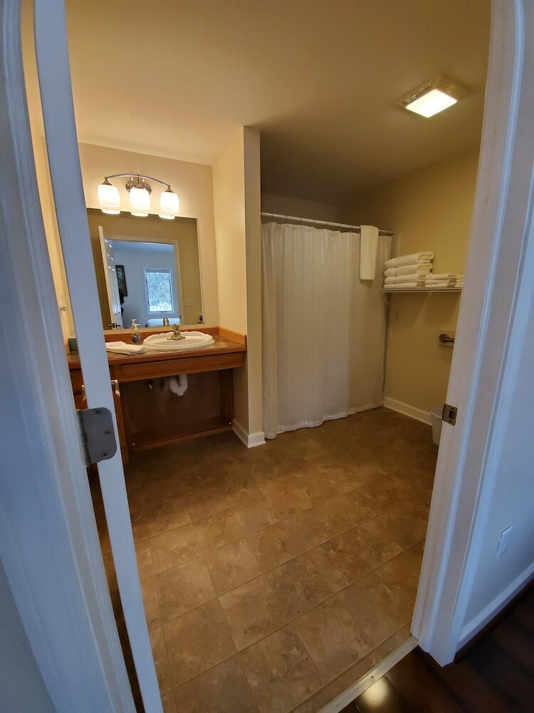 Hotel Lake Huron Lodge