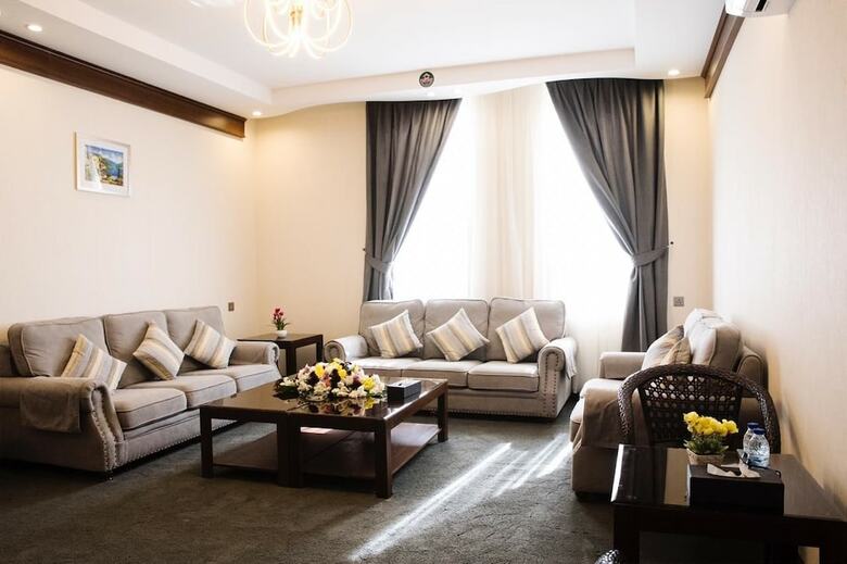 Aral Hotel