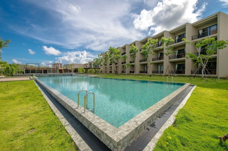 The Gallery Hotel Nai Harn