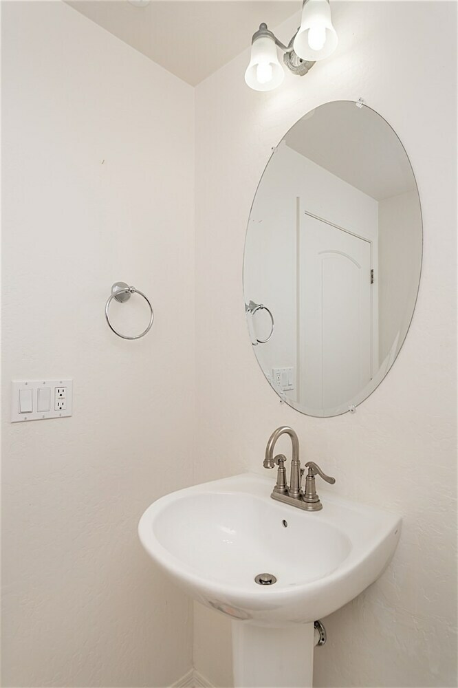 Pinnacle Vista 5 Br By Casago