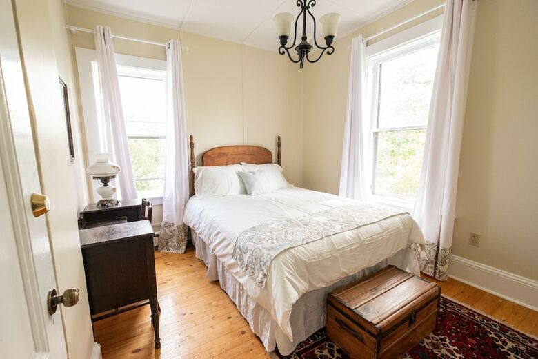 Bed & Breakfast Carlisle House Inn
