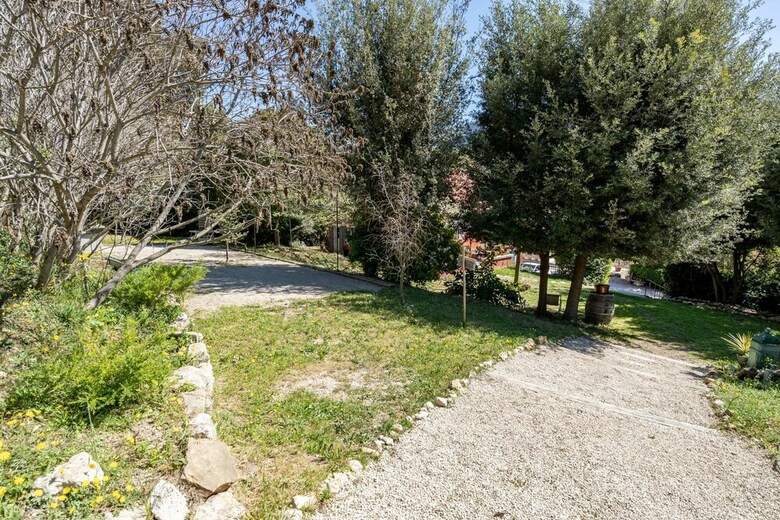 Homelly Propri�t� Avec Piscine