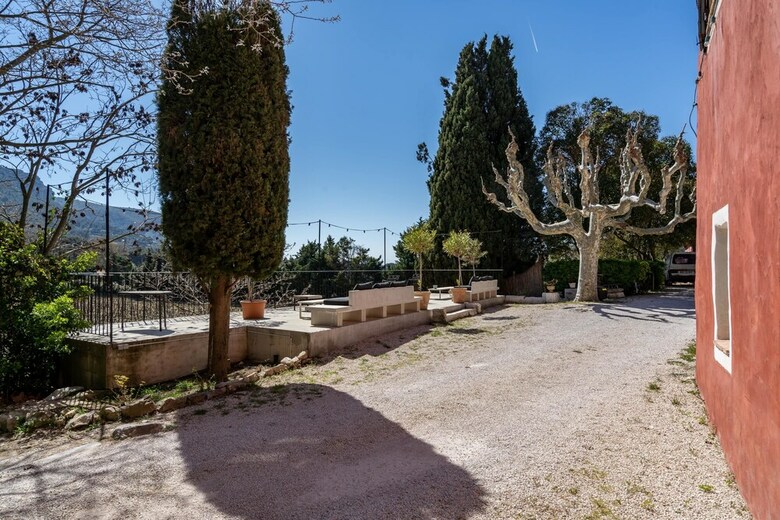 Homelly Propri�t� Avec Piscine