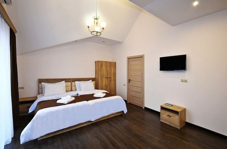 Patriott Hotel