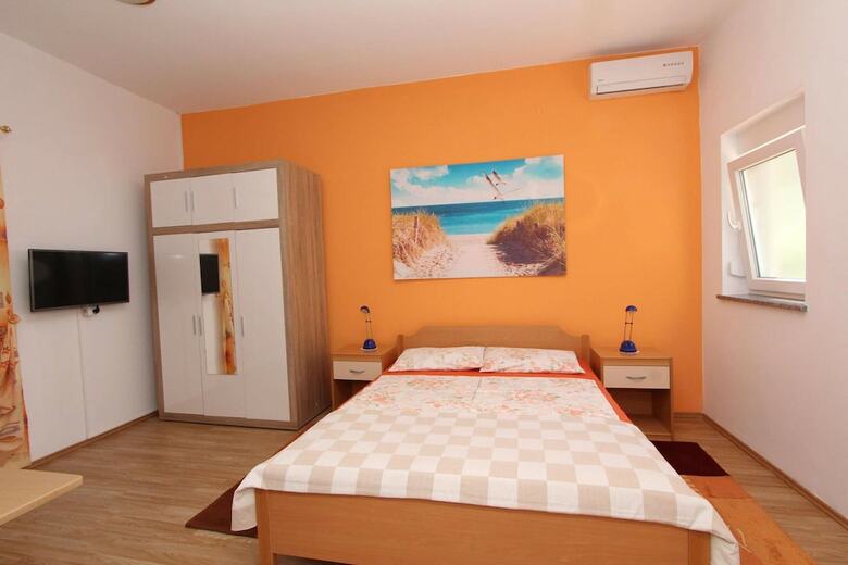 Apartments Sena