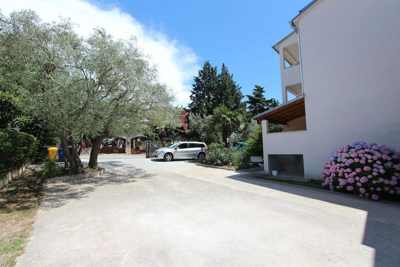 Apartments Sena