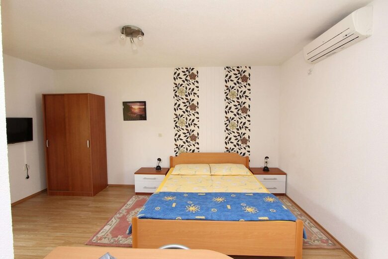 Apartments Sena