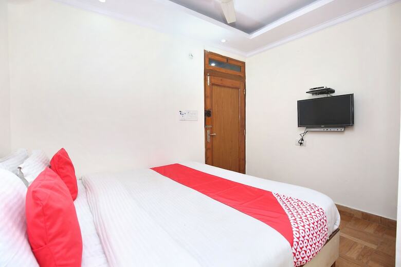Oyo 22534 Hotel Diamond