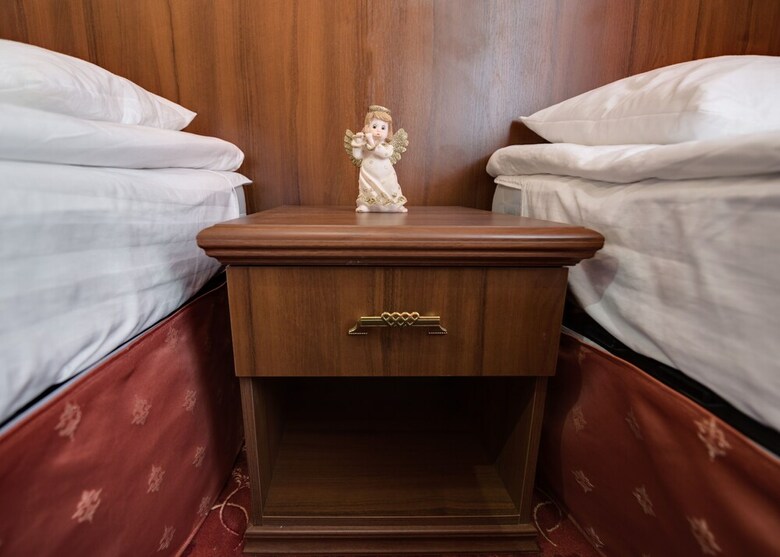 Deluxe Hotel