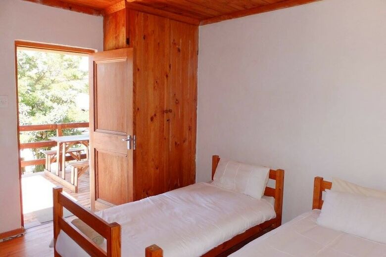 Hostal Barrydale Backpackers And Dung Beetle - Hostel