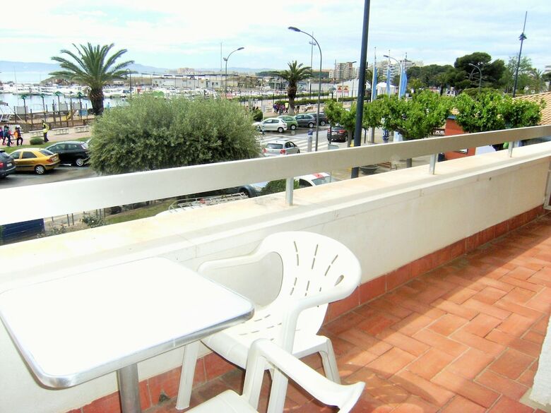 Apartamentos  Marina