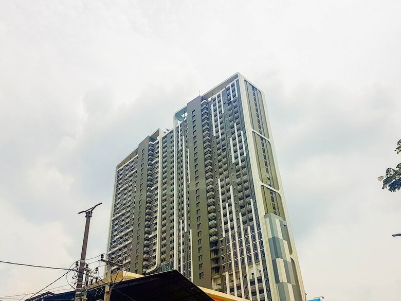 Best Modern Studio Springwood Residence Apartment