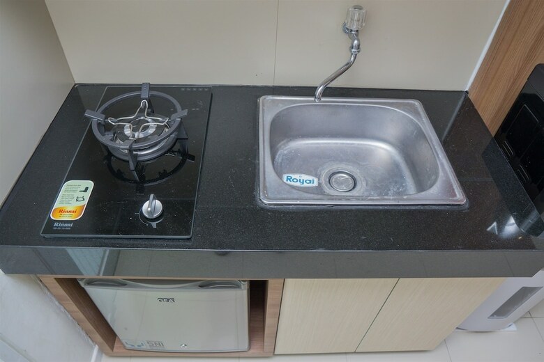 Pleasant 2br Apartment At Parahyangan Residence