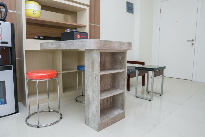Pleasant 2br Apartment At Parahyangan Residence