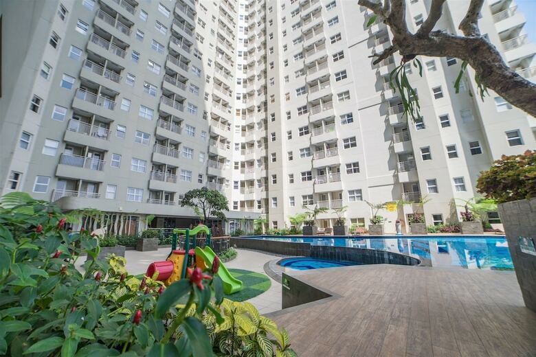 Pleasant 2br Apartment At Parahyangan Residence