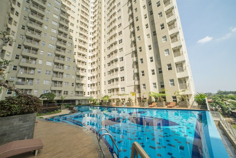 Pleasant 2br Apartment At Parahyangan Residence