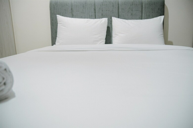 2br Deluxe And Modern Menteng Park Apartment