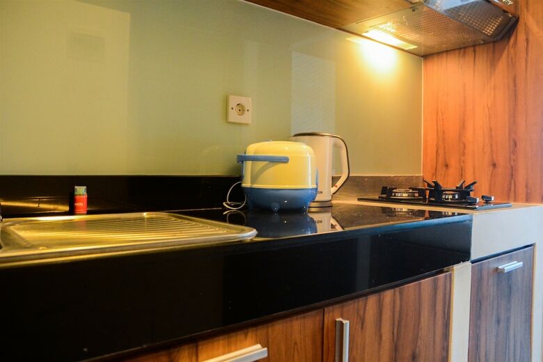 Simply Homey Studio Room At Gp Plaza Apartment