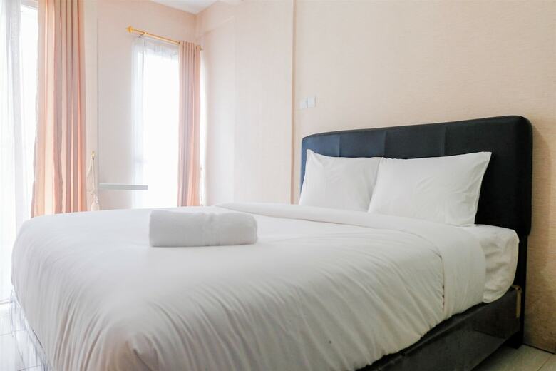 Simply Studio Room Tamansari Skylounge Apartment