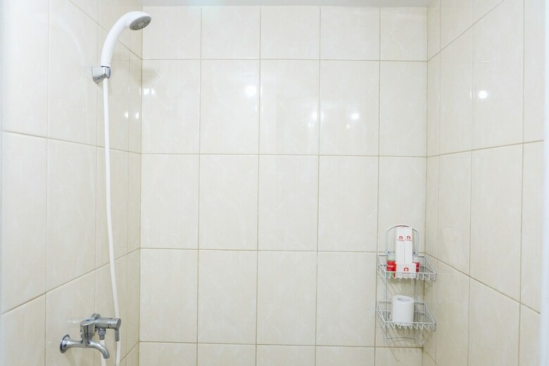 Best Price Studio At The Springlake Apartment
