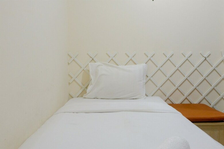 Spacious 2br Gading Nias Apartment